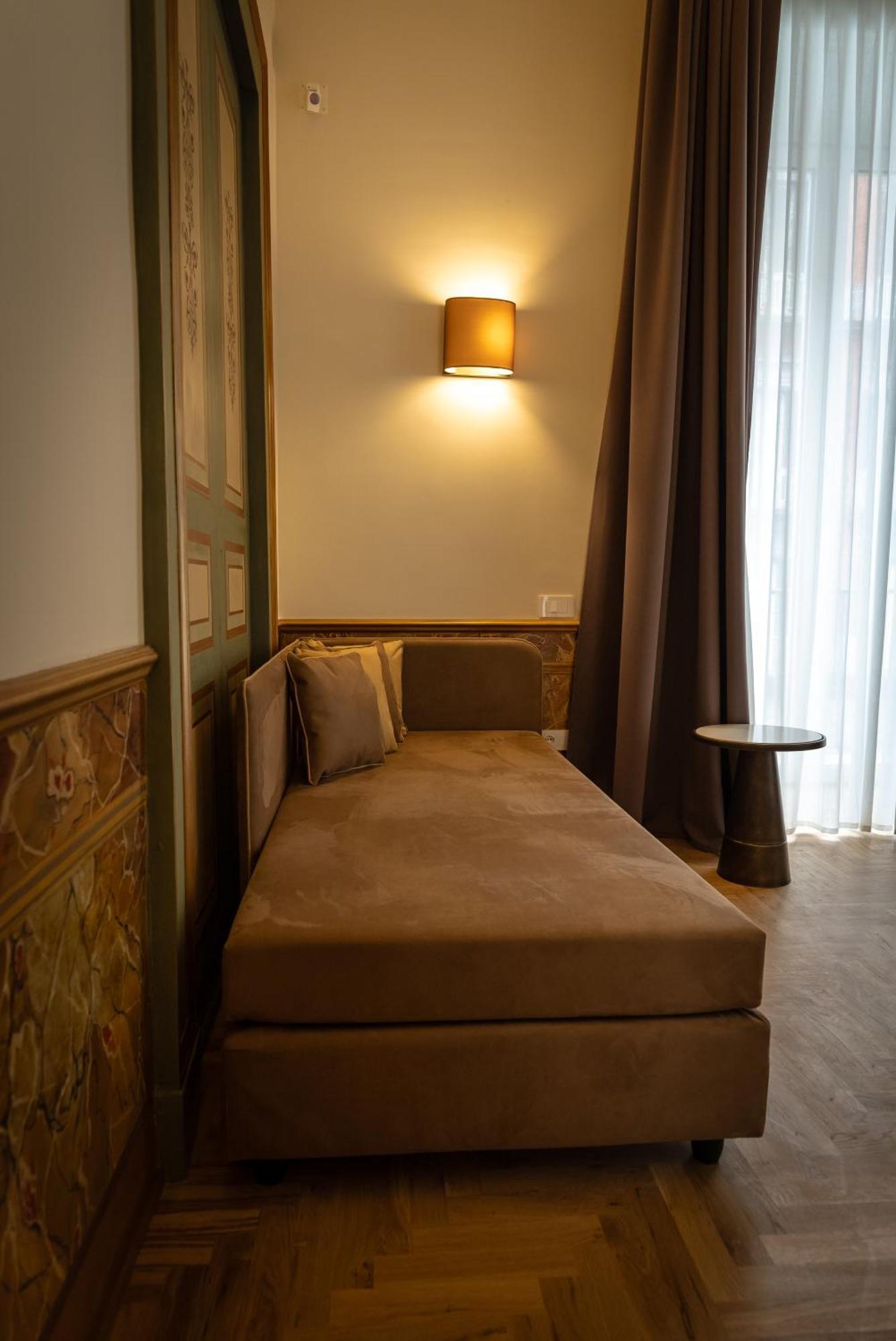 Antica Dimora Pessina Hotell Neapel Exteriör bild