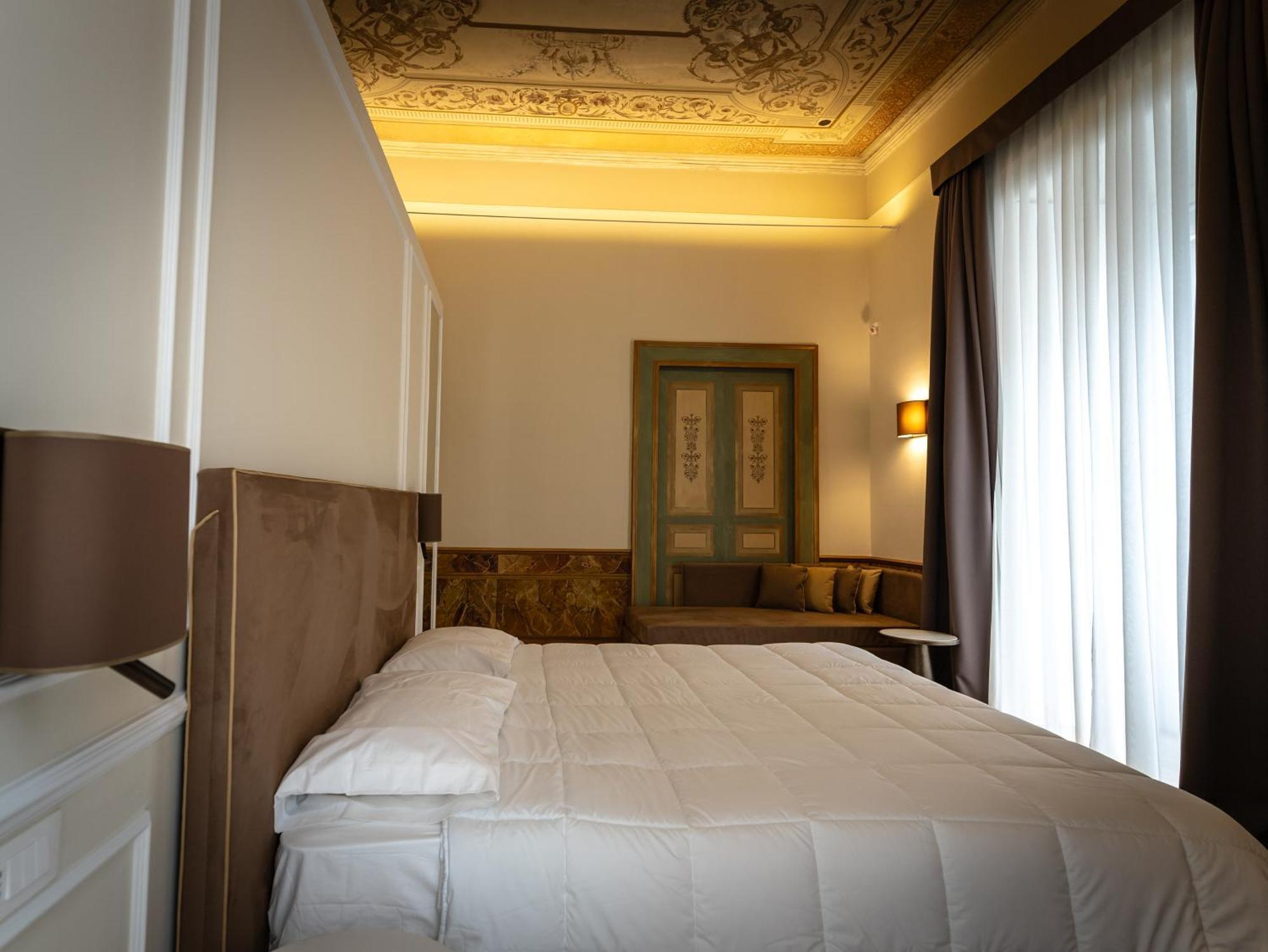 Antica Dimora Pessina Hotell Neapel Exteriör bild