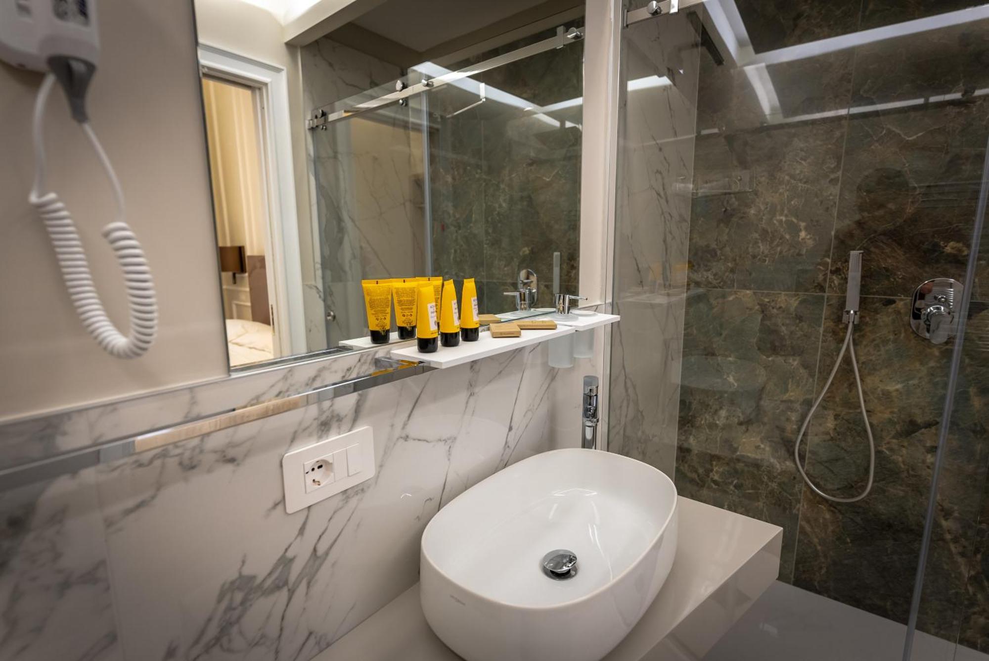 Antica Dimora Pessina Hotell Neapel Exteriör bild