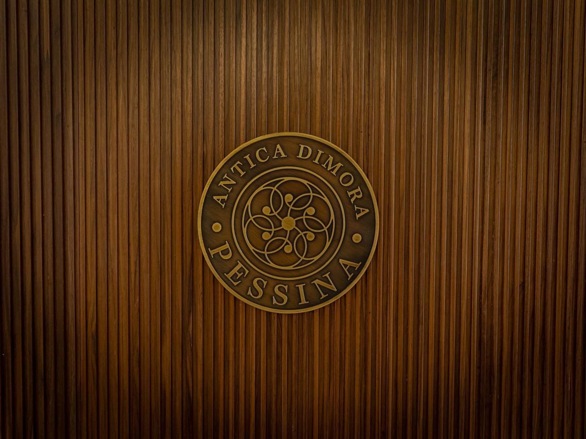 Antica Dimora Pessina Hotell Neapel Exteriör bild
