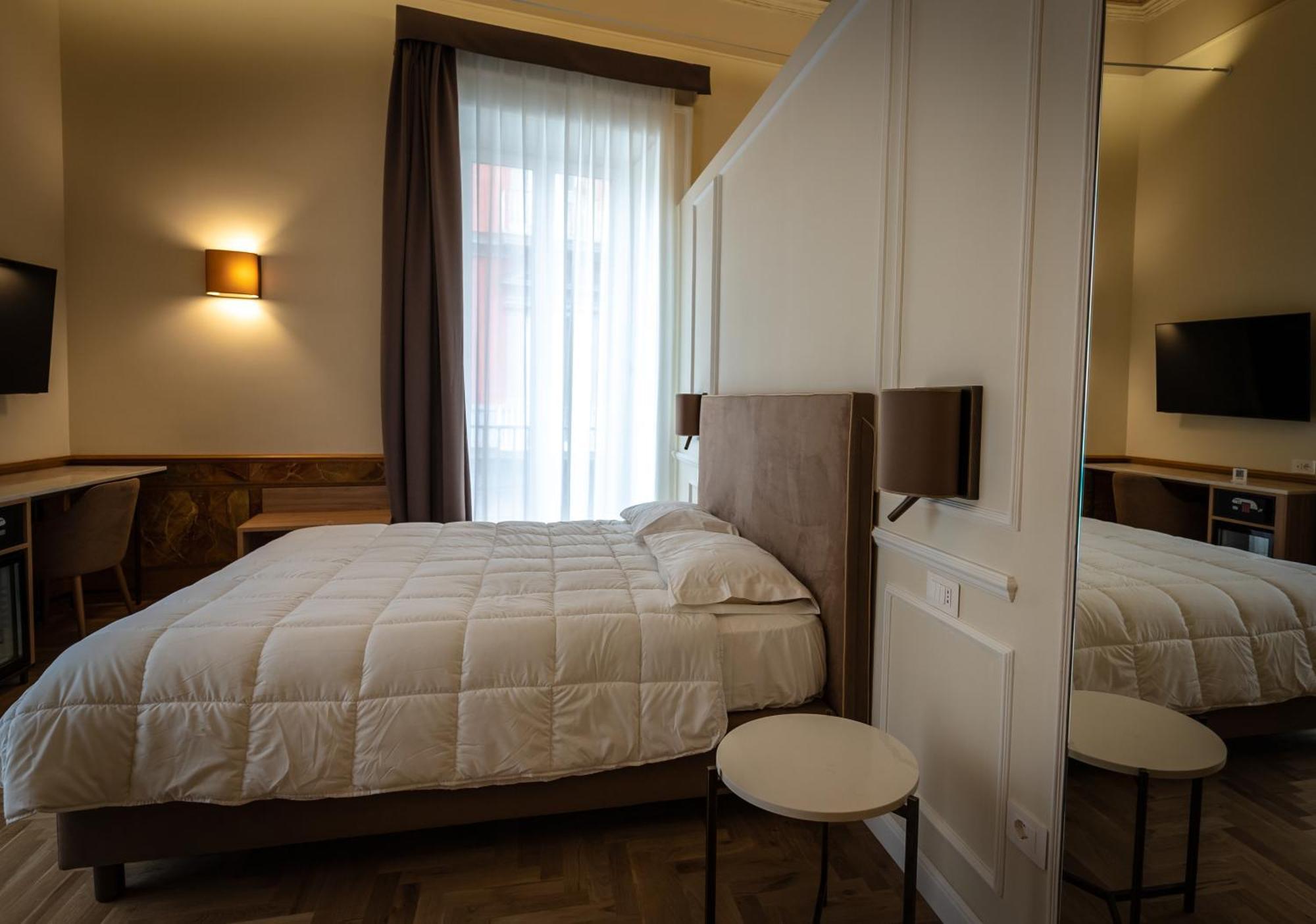 Antica Dimora Pessina Hotell Neapel Exteriör bild